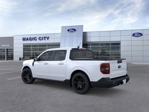 New 2025 Ford Maverick Lariat w/ Black Appearance Package image 4