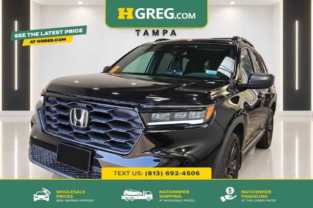 Used 2023 Honda Pilot Sport image 1
