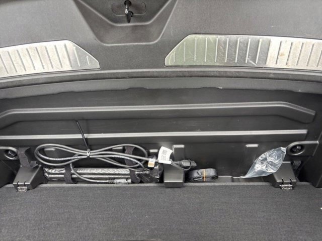 Used 2023 Chevrolet Tahoe Premier AWD/4WD image 51