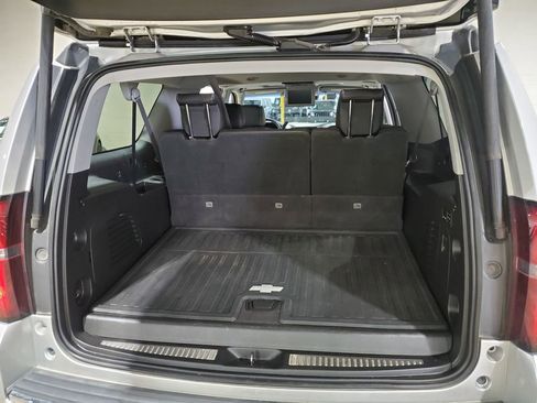 Used 2017 Chevrolet Suburban Premier image 50