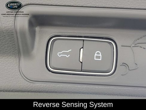 Used 2026 Ford Explorer Active AWD/4WD image 19