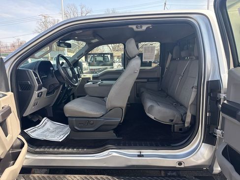Used 2020 Ford F150 XLT w/ Equipment Group 302A Luxury image 29