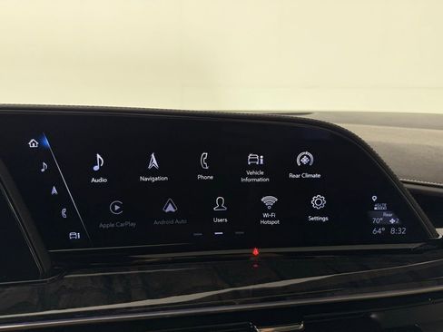 Used 2022 Cadillac Escalade ESV Premium Luxury AWD/4WD image 5