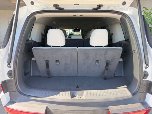 Used 2026 Hyundai Santa Fe SEL FWD image 29