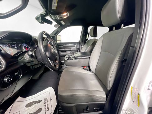 Used 2024 RAM 3500 Big Horn image 14