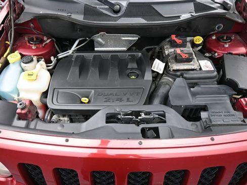 Used 2016 Jeep Patriot Sport w/ Power Value Group AWD/4WD image 41
