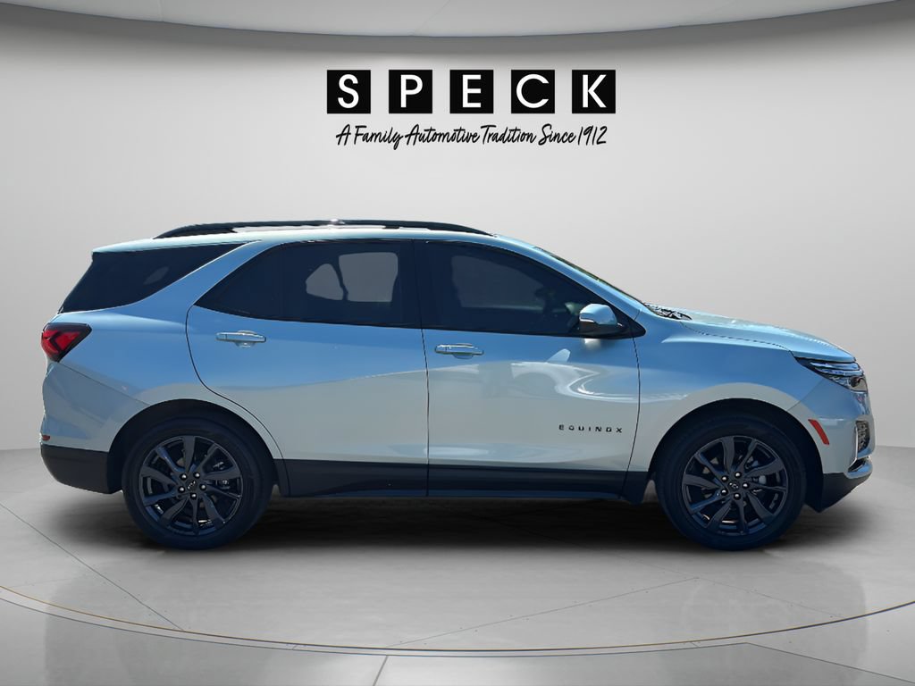 Used 2022 Chevrolet Equinox RS w/ RS Leather Package AWD/4WD image 6