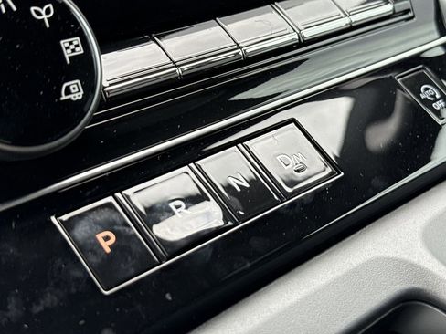 New 2026 Nissan Armada SL w/ Captain's Chari Seat Package image 26