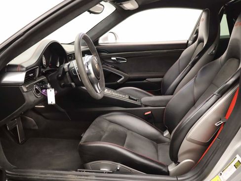 Used 2015 Porsche 911 GT3 RWD image 16