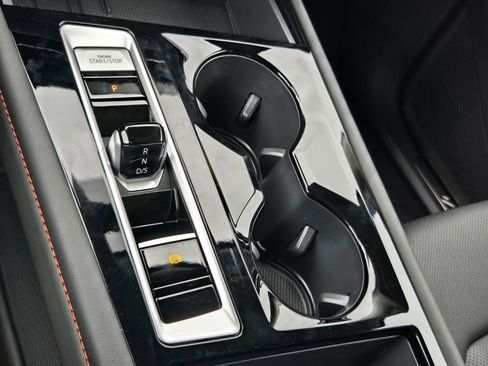 New 2026 Volkswagen Atlas Peak Edition AWD/4WD image 11