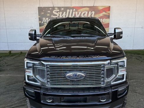 Used 2020 Ford F350 Platinum image 3