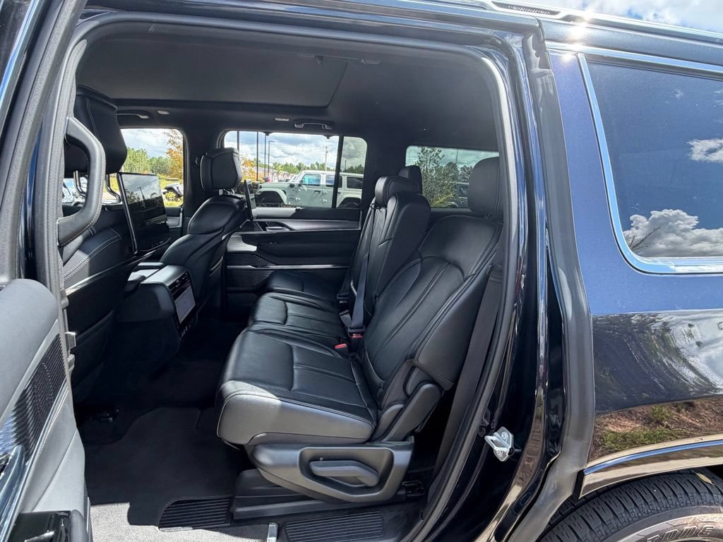 Used 2023 Jeep Grand Wagoneer 4WD w/ Rear Seat Video Group 1 image 39