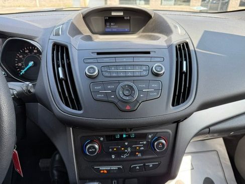 Used 2017 Ford Escape SE AWD/4WD image 12