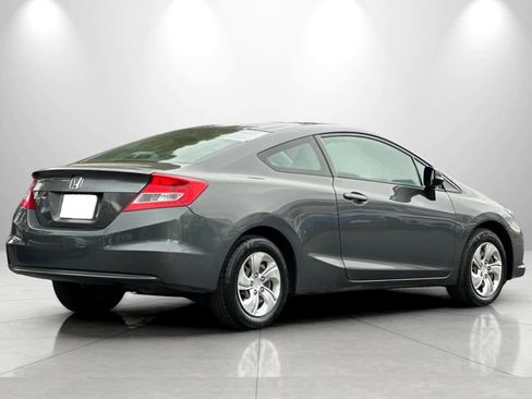 Used 2013 Honda Civic LX image 2
