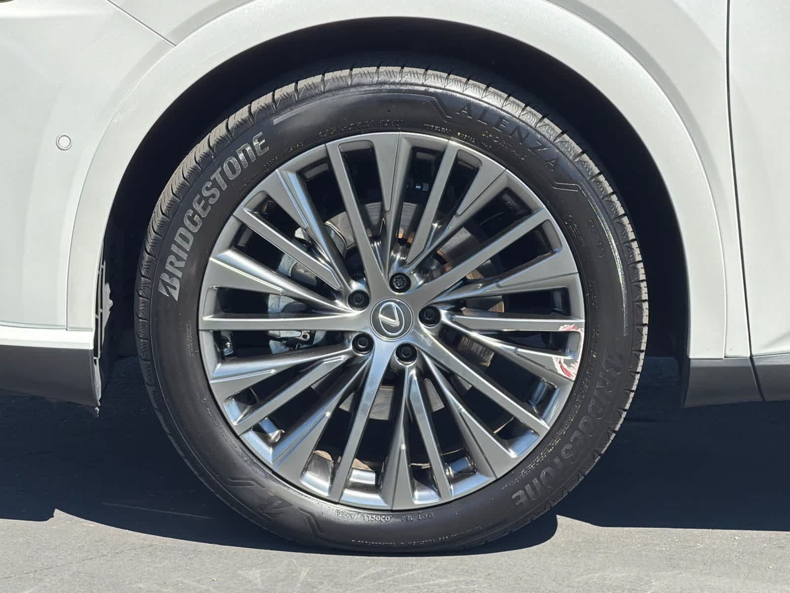 Certified 2025 Lexus RX 450h AWD w/ Convenience Package image 32