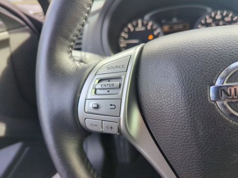 Used 2018 Nissan Altima 2.5 SV w/ 2.5 SV Technology Package image 12