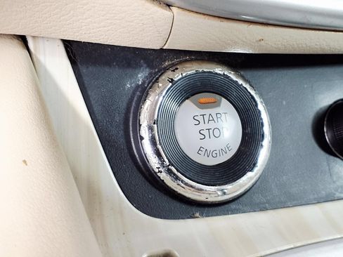 Used 2015 Nissan Murano Platinum w/ Platinum Technology Package FWD image 18