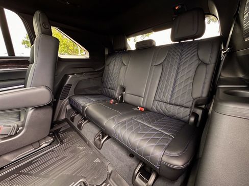 Used 2026 Cadillac Escalade IQ Sport 1 w/ LPO, Floor Liner Package AWD/4WD image 24