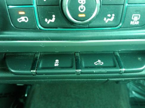 Used 2017 Chevrolet Silverado 1500 LT w/ All Star Edition image 38