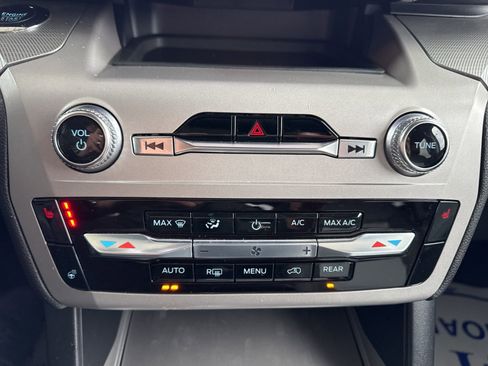 Certified 2023 Ford Explorer XLT w/ Equipment Group 202A image 34