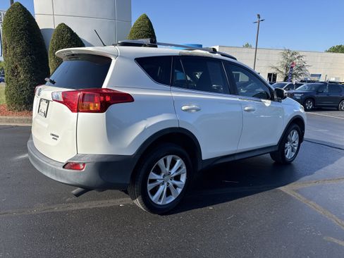 Used 2013 Toyota RAV4 Limited AWD/4WD image 4