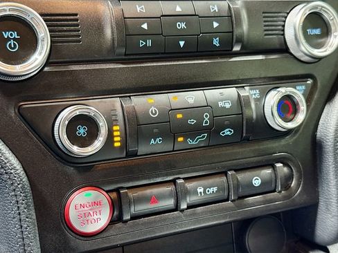 Used 2019 Ford Mustang GT image 17