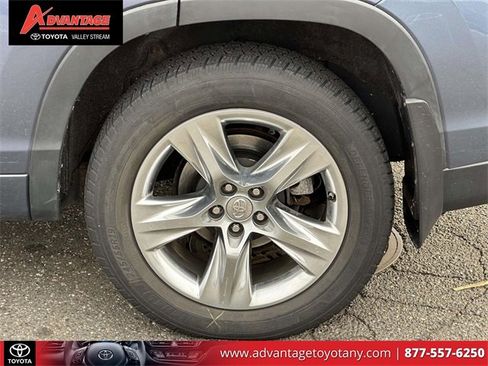 Used 2015 Toyota Highlander Limited Platinum image 11