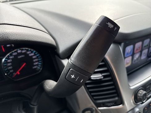 Used 2018 Chevrolet Tahoe LT w/ Luxury Package image 19