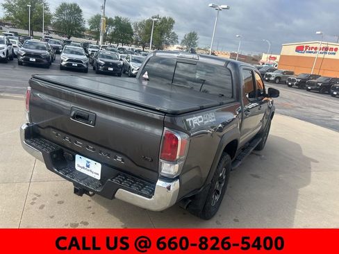 Used 2023 Toyota Tacoma TRD Off-Road image 8
