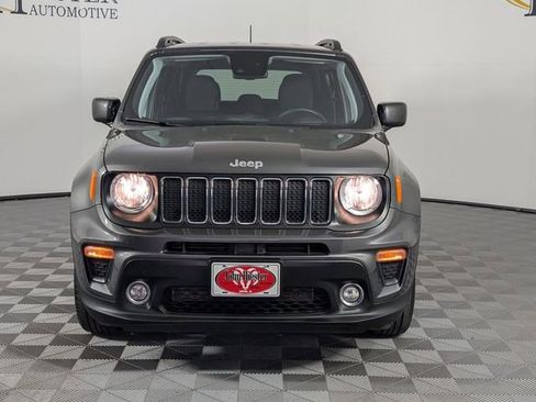 Used 2021 Jeep Renegade Latitude w/ Convenience Group image 3