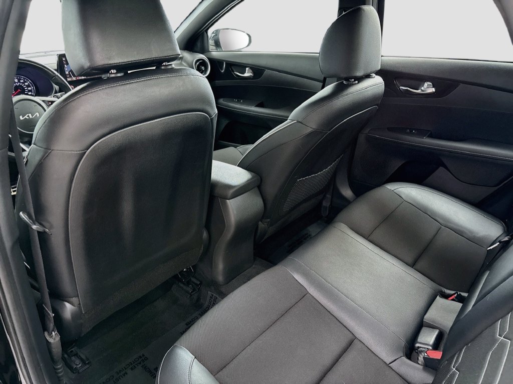 Used 2023 Kia Forte GT-Line FWD image 24