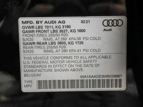 Used 2021 Audi e-tron Premium w/ Convenience Plus Package image 53