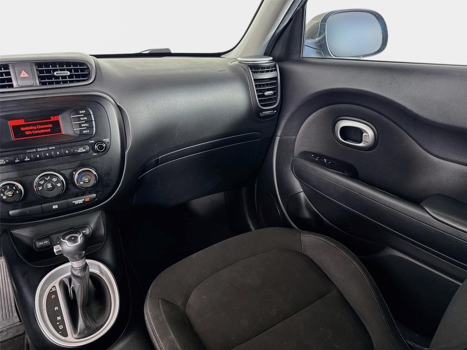 Used 2016 Kia Soul FWD image 21
