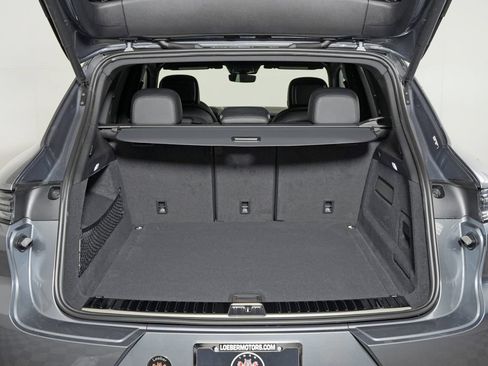 New 2026 Porsche Cayenne AWD/4WD image 38