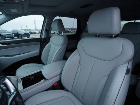 Used 2023 Hyundai Palisade SEL image 37