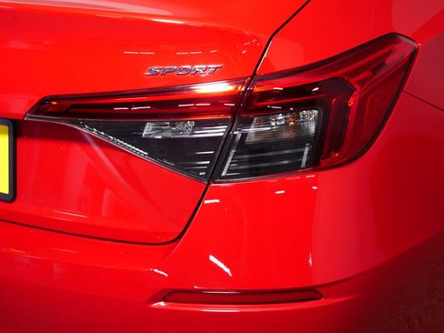 Used 2023 Honda Civic Sport image 17