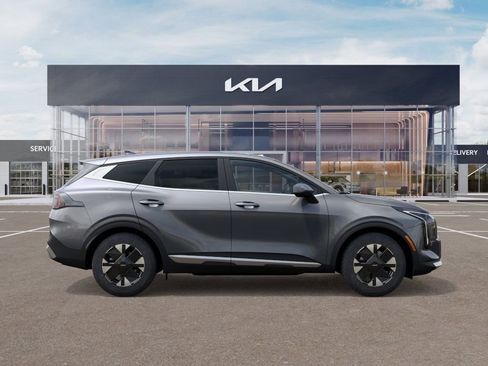 New 2026 Kia Sportage LX image 3