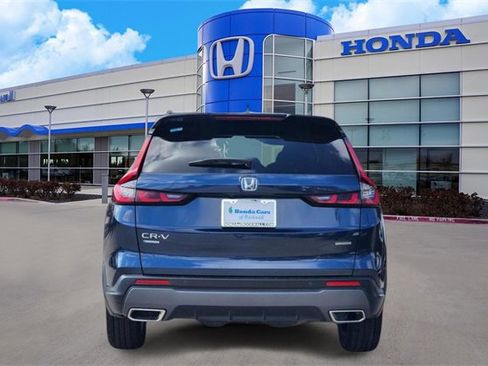 Used 2024 Honda CR-V Sport Touring image 5