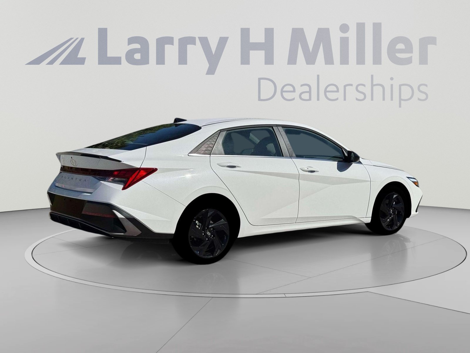 New 2026 Hyundai Elantra SEL Sport Premium FWD image 8