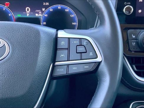 Used 2024 Toyota Grand Highlander Limited image 24