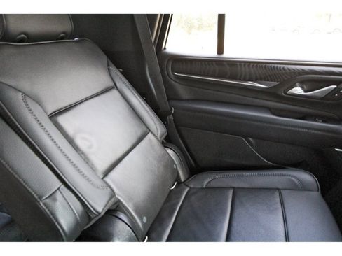 Used 2022 GMC Yukon Denali w/ Denali Ultimate Package RWD image 12