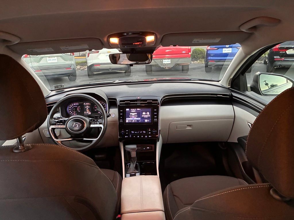 Certified 2024 Hyundai Tucson SEL AWD/4WD image 17