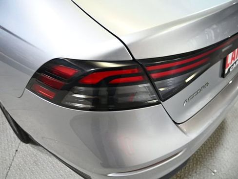 Used 2024 Honda Accord EX image 12