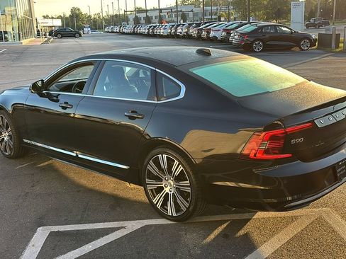 Certified 2023 Volvo S90 B6 Plus AWD/4WD image 4