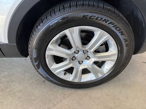 Used 2016 Land Rover Range Rover Evoque SE Premium image 50