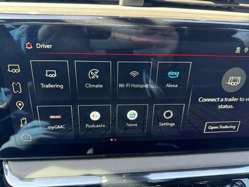 Used 2023 GMC Sierra 1500 AT4 w/ Technology Package image 29