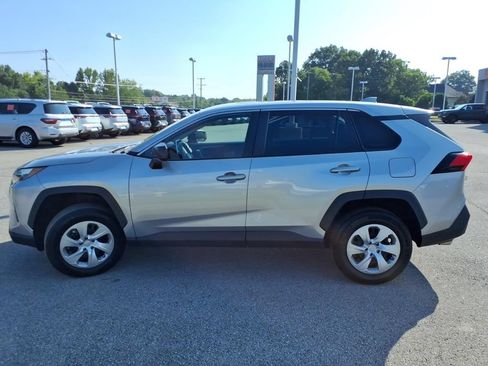 Used 2023 Toyota RAV4 LE FWD image 18