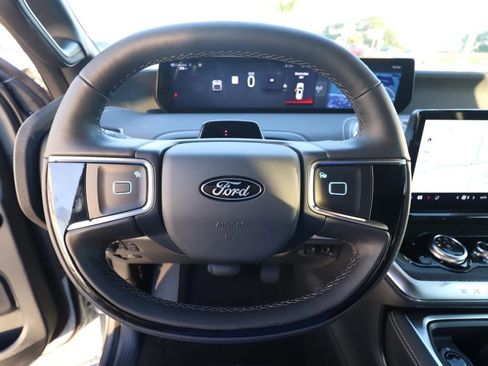 New 2025 Ford Expedition Platinum w/ Stealth Performance Package image 19