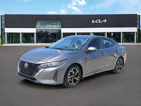 Used 2024 Nissan Sentra SV w/ All-Weather Package FWD image 2