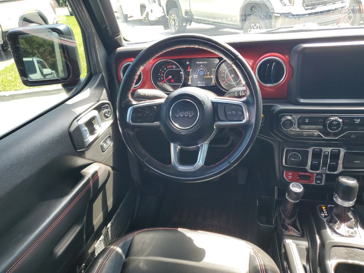 Used 2022 Jeep Wrangler Unlimited Rubicon w/ Steel Bumper Group AWD/4WD image 13